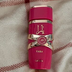 🔥❄️🎄Lattafa Yara Pink Scent Perfume🎄❄️🔥 Full size!